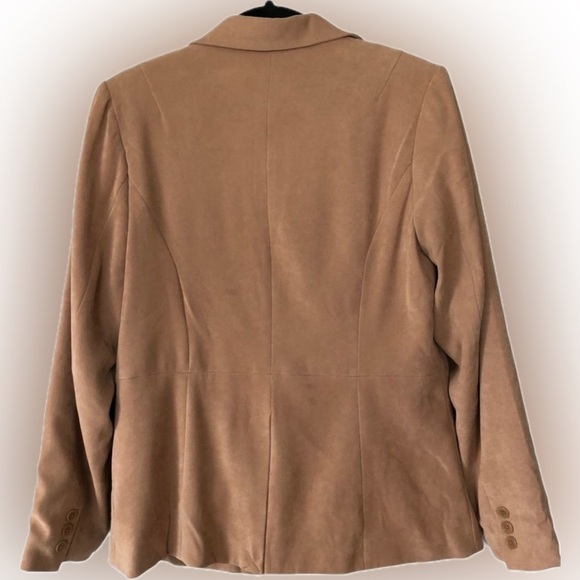 🆕 NWT - DENIM&CO. Faux Suede Tan Blazer Size Small - Picture 2 of 6